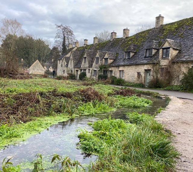 A circular walk around the Coln Valley centered on Bibury.  Described by William Morris as the most beautiful village in England. A Spring visit to beat the crowds!
